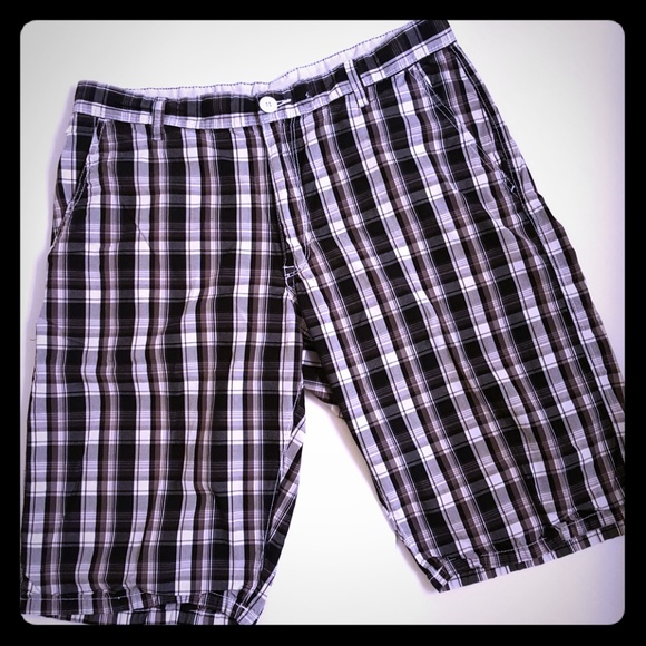 DKNY Active mens plaid shorts size 34 - Picture 1 of 8